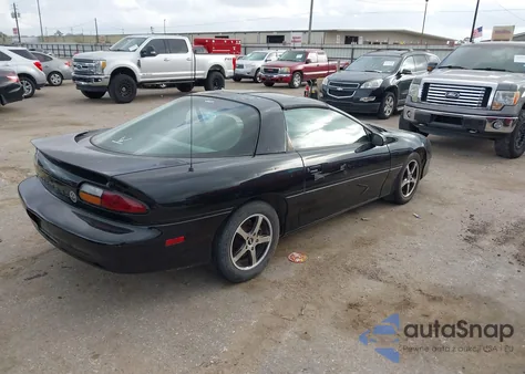 2002 Chevrolet Camaro z USA, uszkodzony, nr VIN 2G1FP22K522130950
